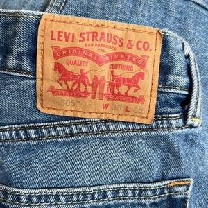 2 pairs Levi’s jeans- price is for both